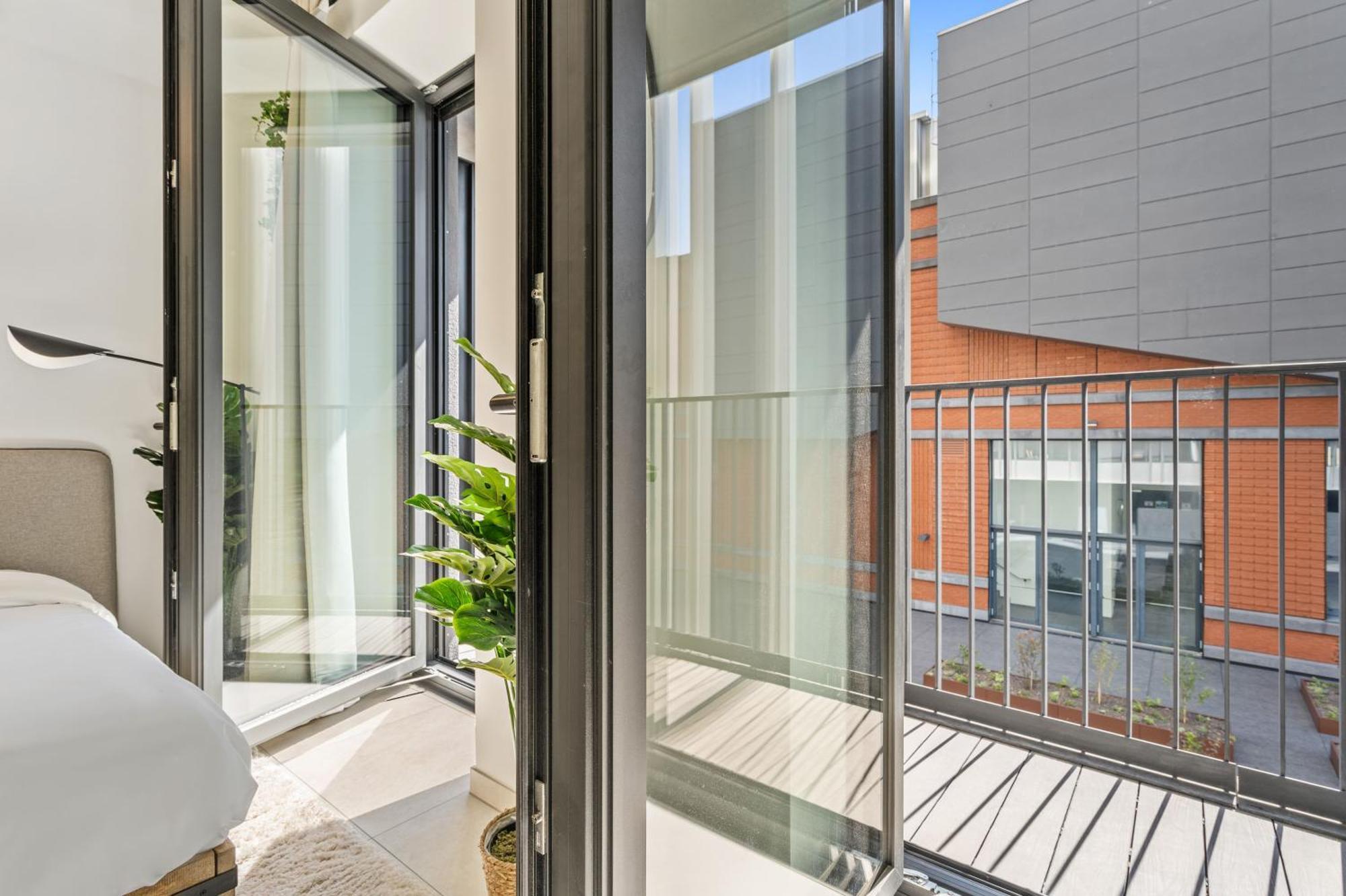 Classy Studio Next To Belval Shopping Plaza Esch-sur-Alzette Ngoại thất bức ảnh